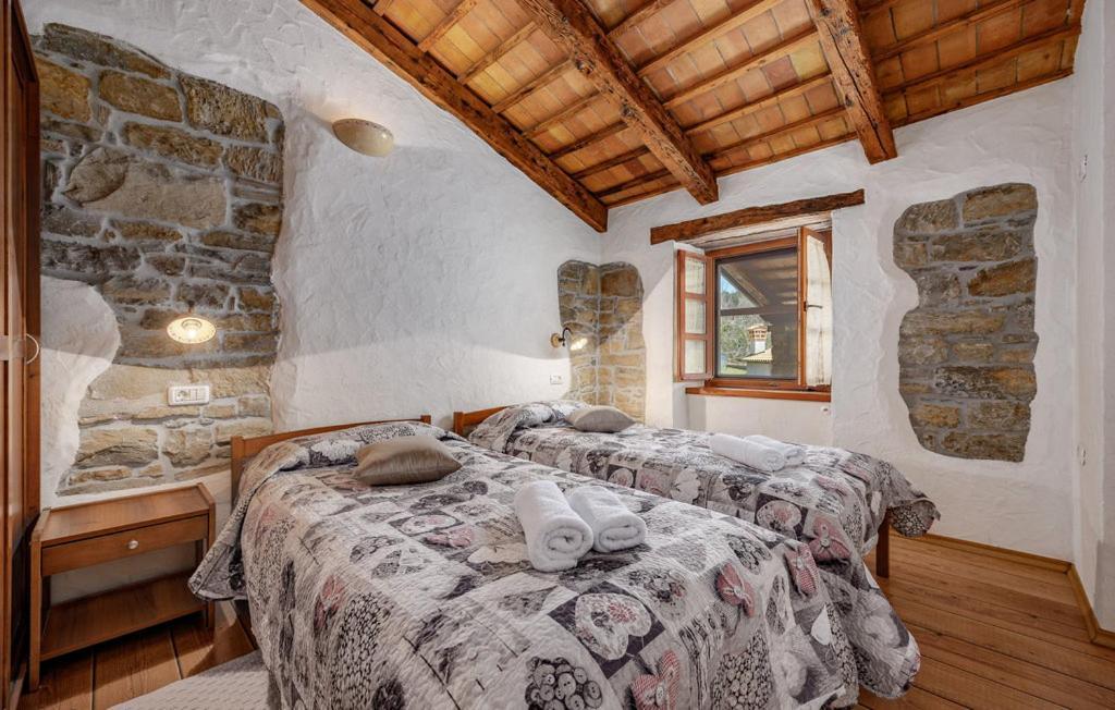 Guesthouse Gospodi Cerovlje Kamer foto